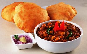 Fabhotel Shubhangan - Nr Bandra